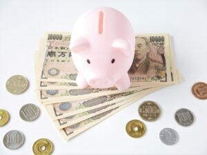 生活費の半年分は貯金をして万が一に備えよう